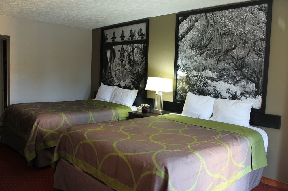 Super 8 By Wyndham Locust Grove Motel Buitenkant foto