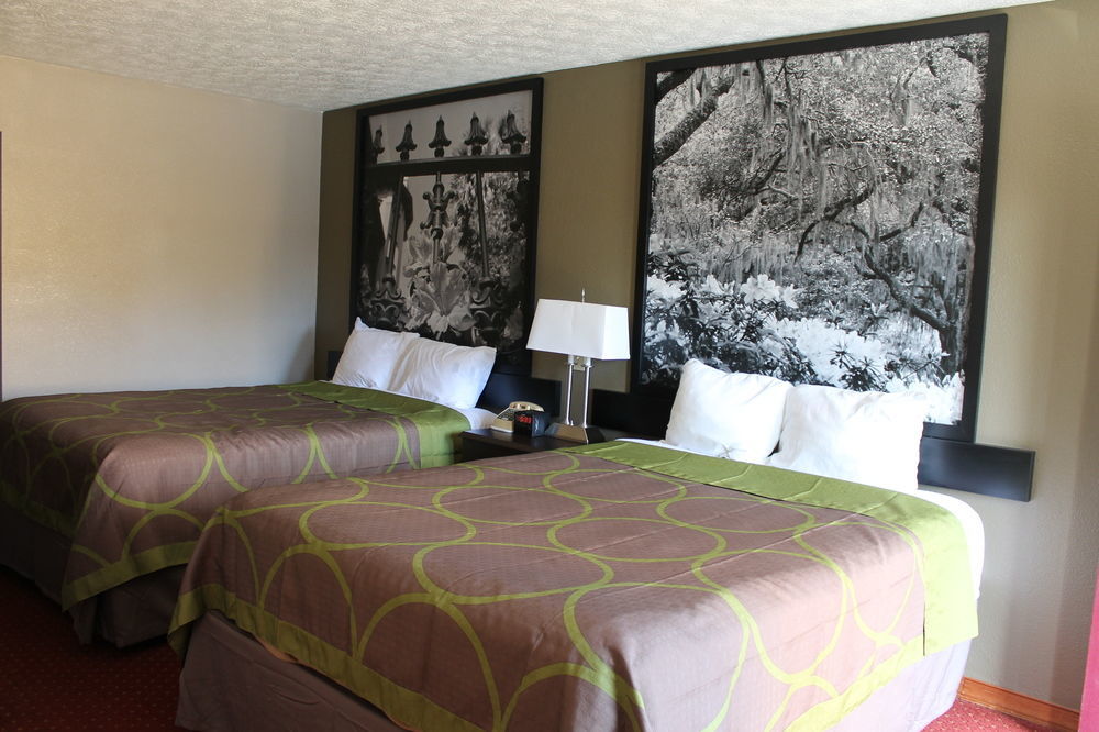 Super 8 By Wyndham Locust Grove Motel Buitenkant foto